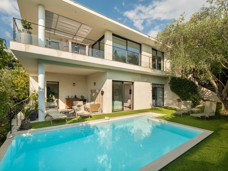 Villa for Sale in Le Cannet, Cannes Area 19