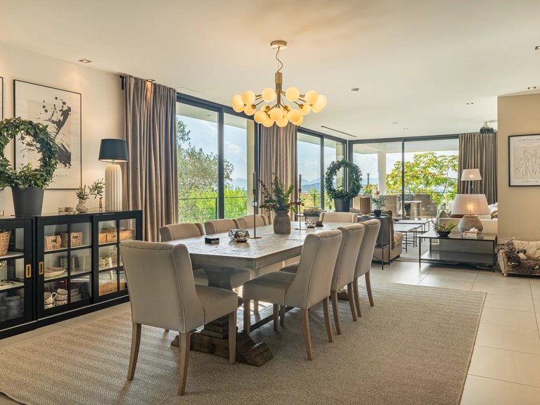 Villa for Sale in Le Cannet, Cannes Area 3