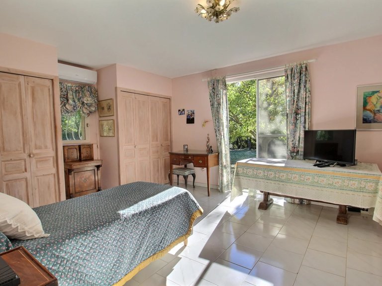 Villa for Sale in Fayence, Var Countryside (fayence, Lorgues, Cotignac) 12
