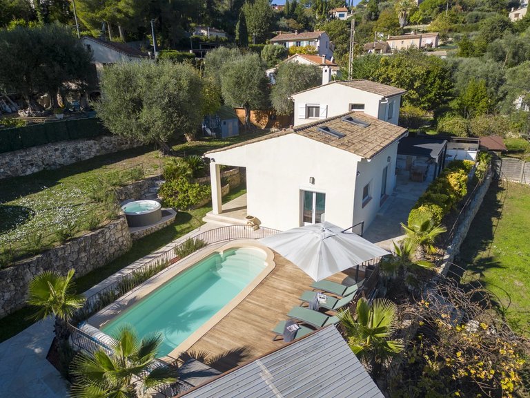 Villa for Sale in Le Rouret, Mougins, Valbonne, Grasse Area 1