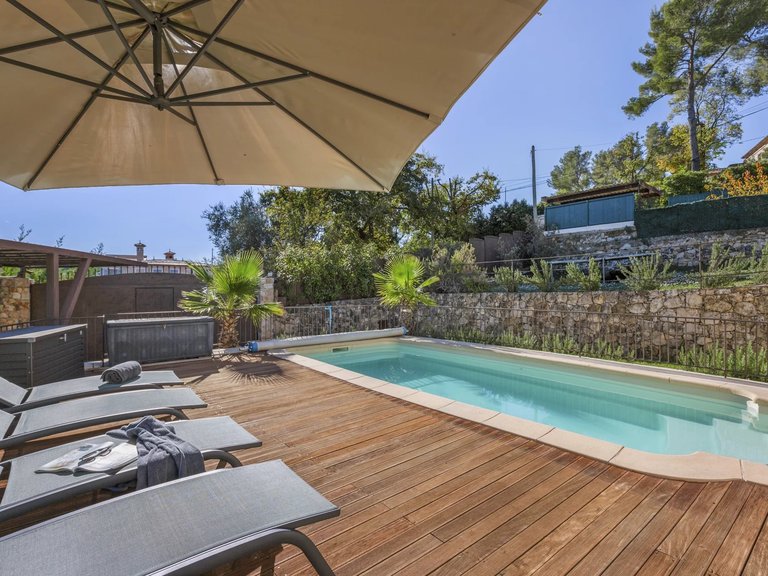 Villa for Sale in Le Rouret, Mougins, Valbonne, Grasse Area 2