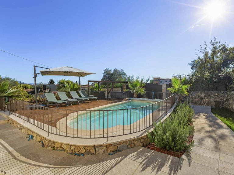 Villa for Sale in Le Rouret, Mougins, Valbonne, Grasse Area 9