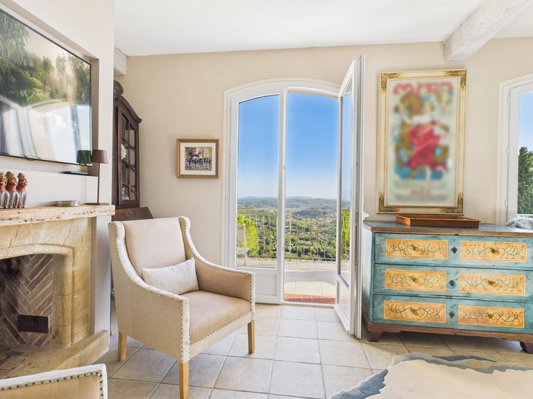 Villa for Sale in Grasse, Mougins, Valbonne, Grasse Area 15