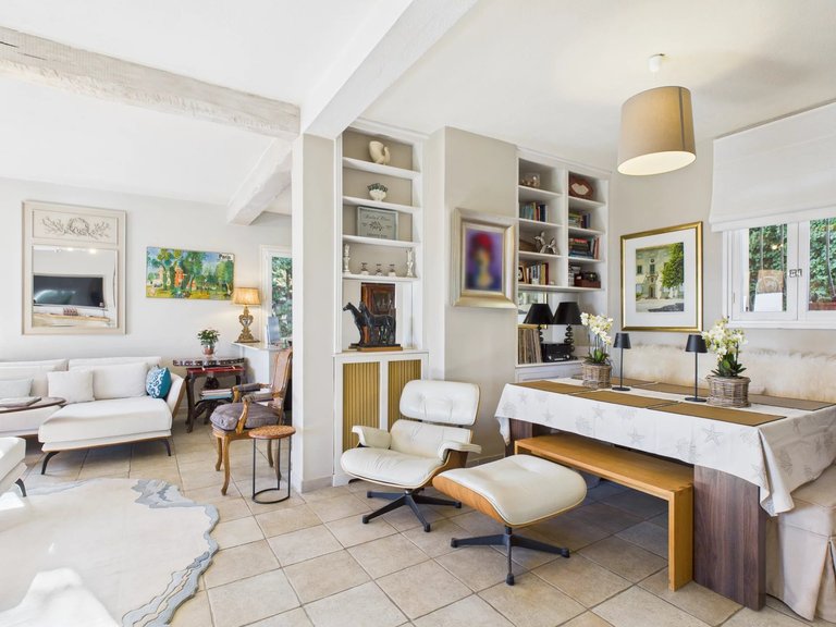 Villa for Sale in Grasse, Mougins, Valbonne, Grasse Area 14