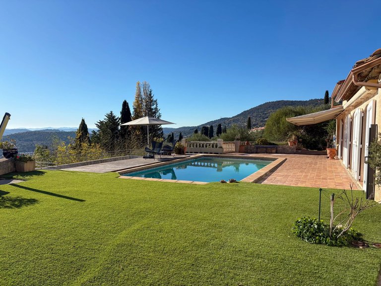 Villa for Sale in Cabris, Mougins, Valbonne, Grasse Area 7