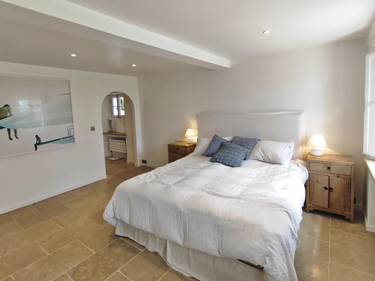 Villa for Sale in Cabris, Mougins, Valbonne, Grasse Area 14