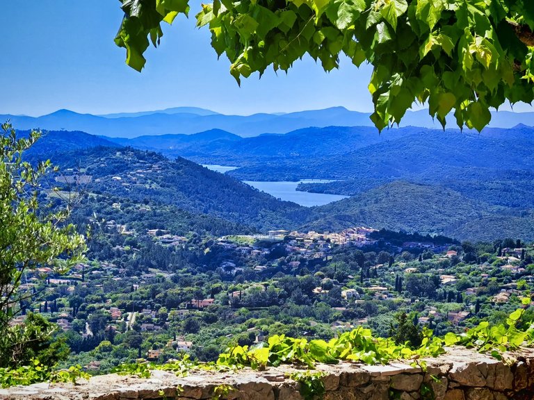 Villa for Sale in Cabris, Mougins, Valbonne, Grasse Area 3