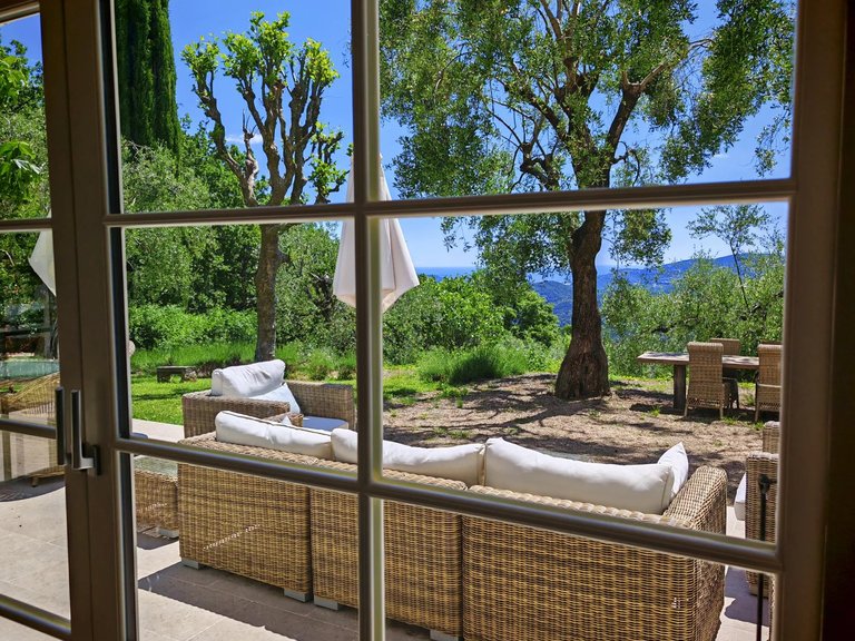 Villa for Sale in Cabris, Mougins, Valbonne, Grasse Area 8