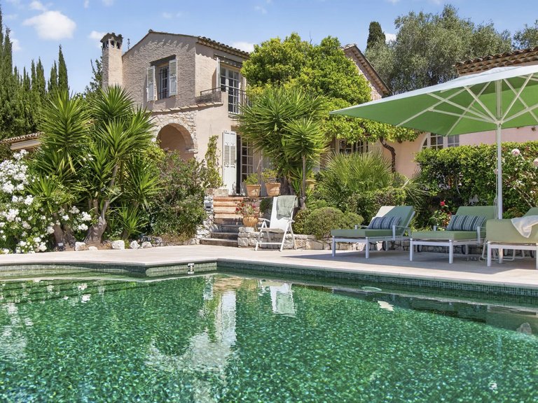 Villa for Sale in St Paul, Vence, St. Paul Area 1