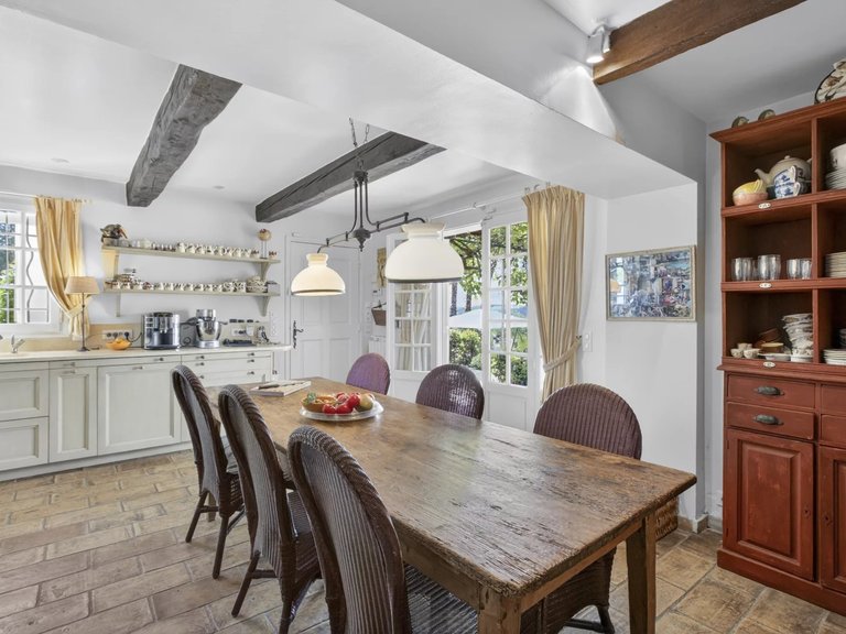 Villa for Sale in St Paul, Vence, St. Paul Area 16