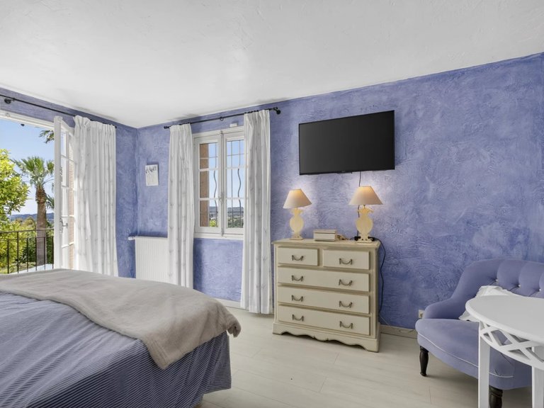 Villa for Sale in St Paul, Vence, St. Paul Area 20