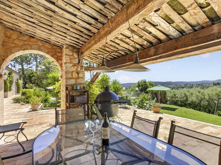 Villa for Sale in St Paul, Vence, St. Paul Area 8