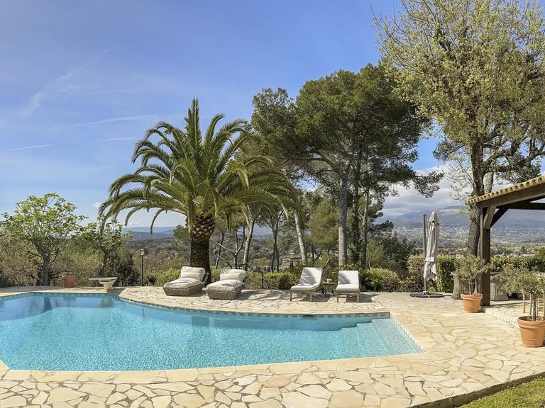 Villa for Sale in Mougins, Mougins, Valbonne, Grasse Area 2
