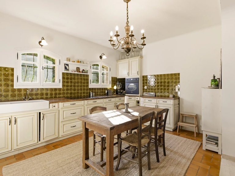 Villa for Sale in Mougins, Mougins, Valbonne, Grasse Area 13