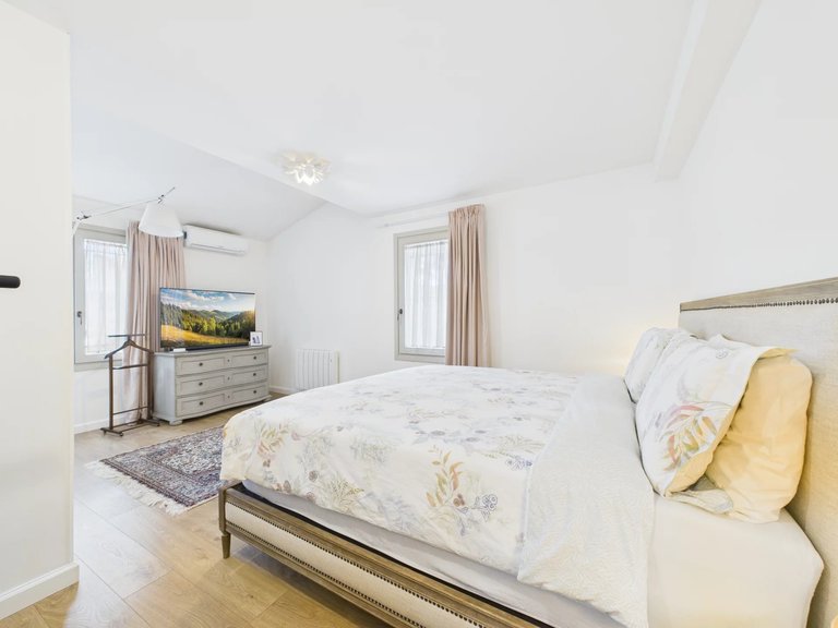 Villa for Sale in Mougins, Mougins, Valbonne, Grasse Area 11