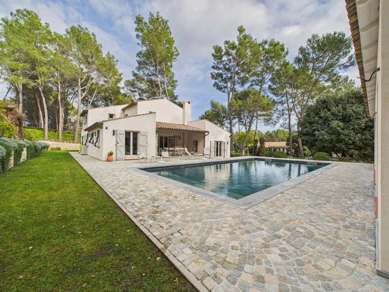 Villa for Sale in Mougins, Mougins, Valbonne, Grasse Area 3