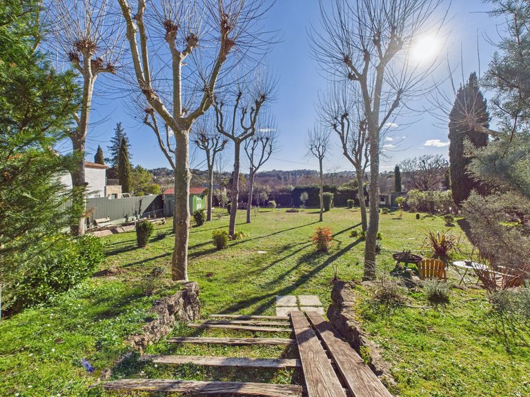 Villa for Sale in Valbonne, Mougins, Valbonne, Grasse Area 18