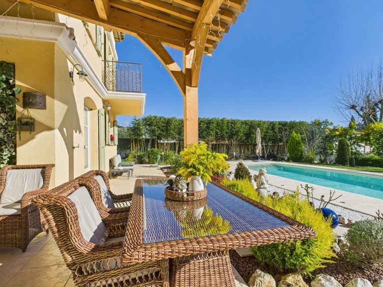 Villa for Sale in Valbonne, Mougins, Valbonne, Grasse Area 6