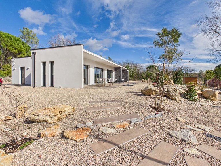 Villa for Sale in Fayence, Var Countryside (fayence, Lorgues, Cotignac) 2