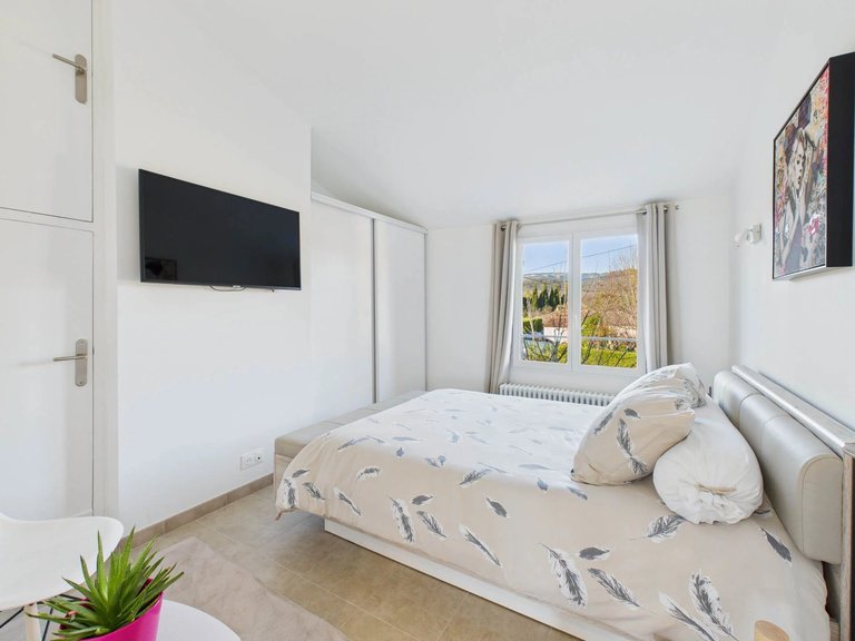 Villa for Sale in Callian, Var Countryside (fayence, Lorgues, Cotignac) 11