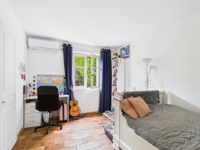 Villa for Sale in Roquefort Les Pins, Mougins, Valbonne, Grasse Area 13