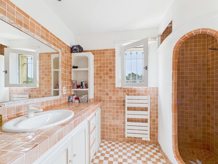 Villa for Sale in Roquefort Les Pins, Mougins, Valbonne, Grasse Area 15