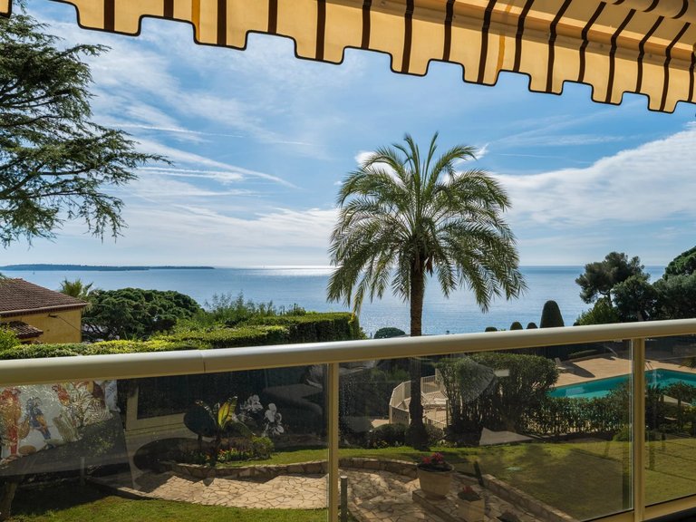 Apartment for Sale in Cannes, Cannes Area 1