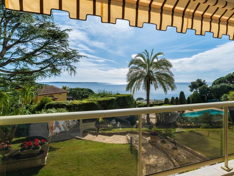 Apartment for Sale in Cannes, Cannes Area 18