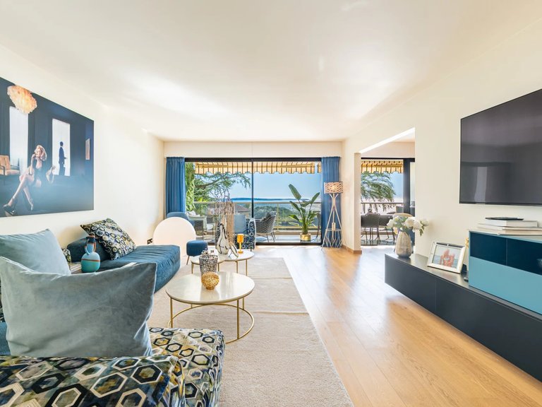 Apartment for Sale in Cannes, Cannes Area 3