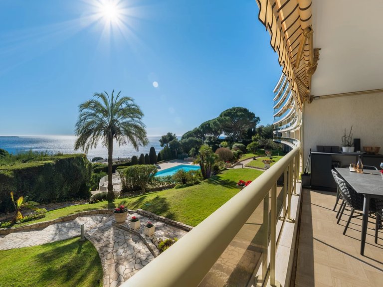 Apartment for Sale in Cannes, Cannes Area 7