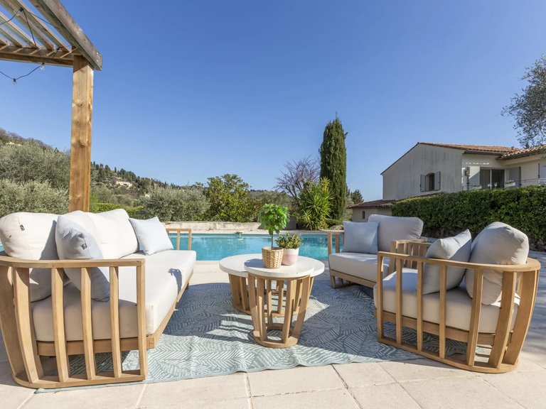 Villa for Sale in Grasse, Mougins, Valbonne, Grasse Area 2