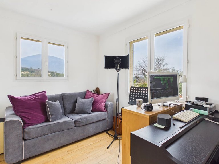 Villa for Sale in Le Rouret, Mougins, Valbonne, Grasse Area 19