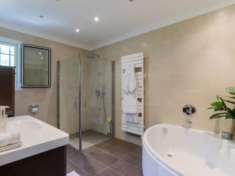 Villa for Sale in Montauroux, Var Countryside (fayence, Lorgues, Cotignac) 16
