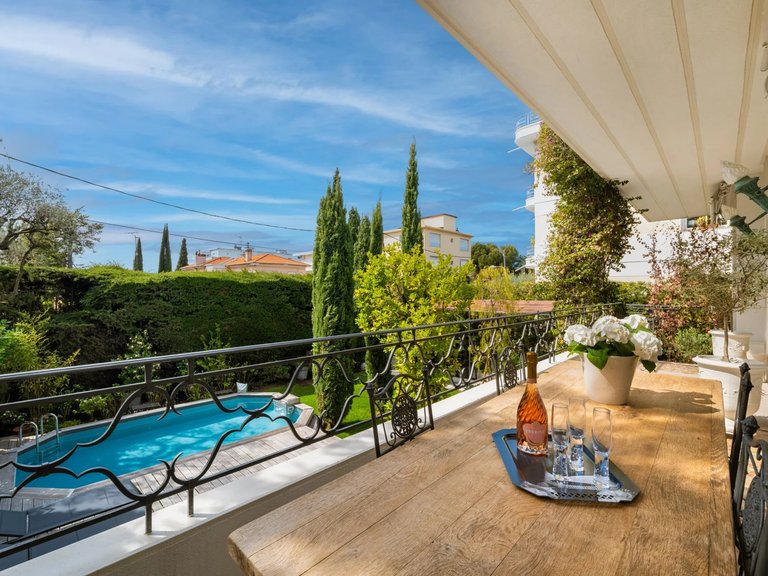 Villa for Sale in Nice, Nice Area 1
