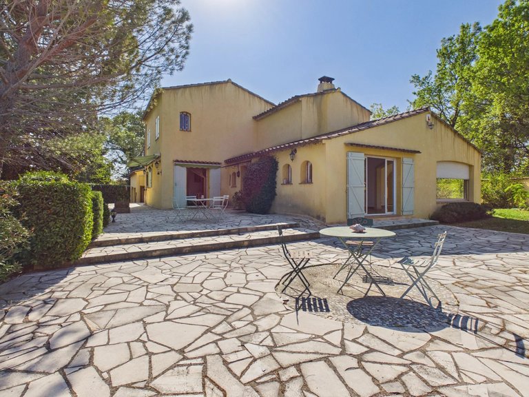 Villa for Sale in Callian, Var Countryside (fayence, Lorgues, Cotignac) 16