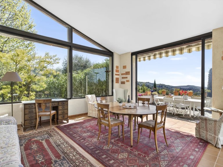 Villa for Sale in Grasse, Mougins, Valbonne, Grasse Area 12
