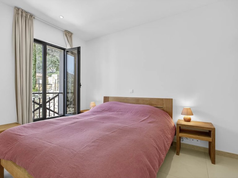 Villa for Sale in Cabris, Mougins, Valbonne, Grasse Area 13