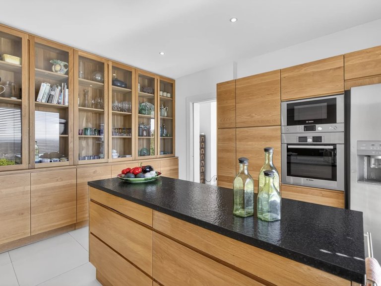 Villa for Sale in Cabris, Mougins, Valbonne, Grasse Area 5