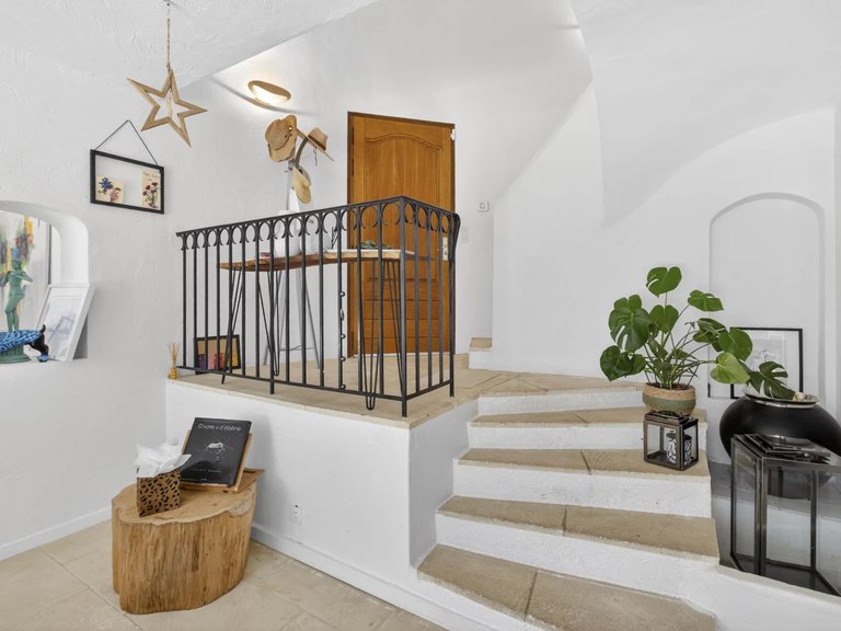 Villa for Sale in Valbonne, Mougins, Valbonne, Grasse Area 11