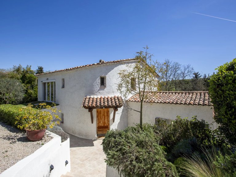 Villa for Sale in Valbonne, Mougins, Valbonne, Grasse Area 10
