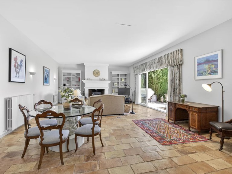 Villa for Sale in Chateauneuf Grasse, Mougins, Valbonne, Grasse Area 12