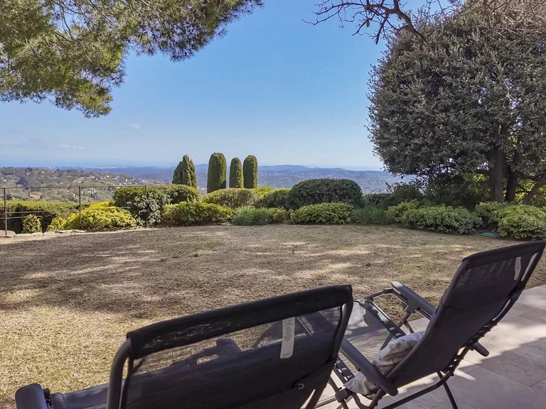 Villa for Sale in Chateauneuf Grasse, Mougins, Valbonne, Grasse Area 5