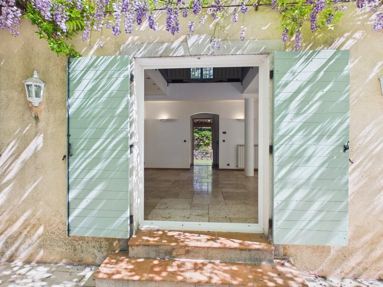 Villa for Sale in Fayence, Var Countryside (fayence, Lorgues, Cotignac) 12