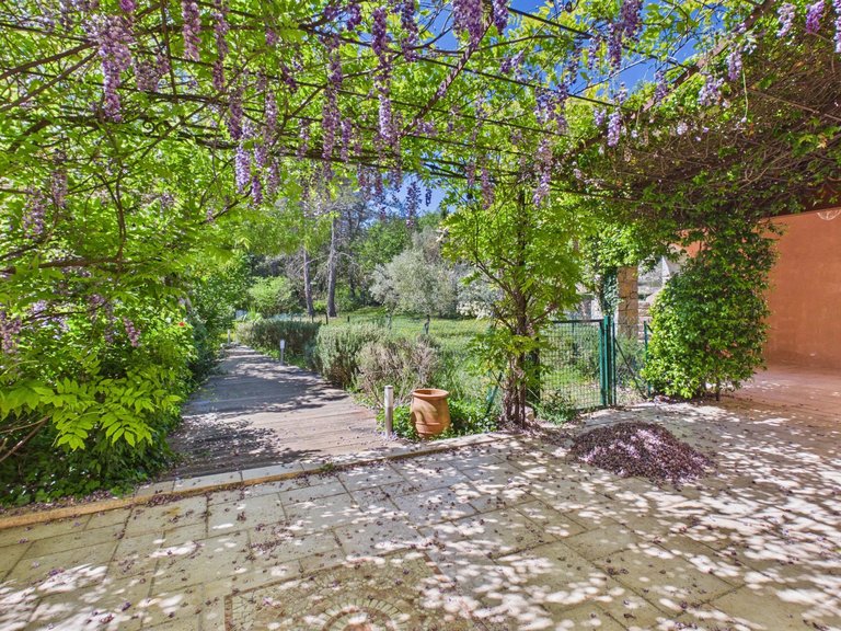 Villa for Sale in Fayence, Var Countryside (fayence, Lorgues, Cotignac) 16