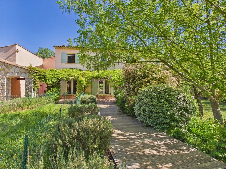 Villa for Sale in Fayence, Var Countryside (fayence, Lorgues, Cotignac) 6