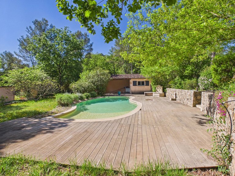 Villa for Sale in Fayence, Var Countryside (fayence, Lorgues, Cotignac) 9