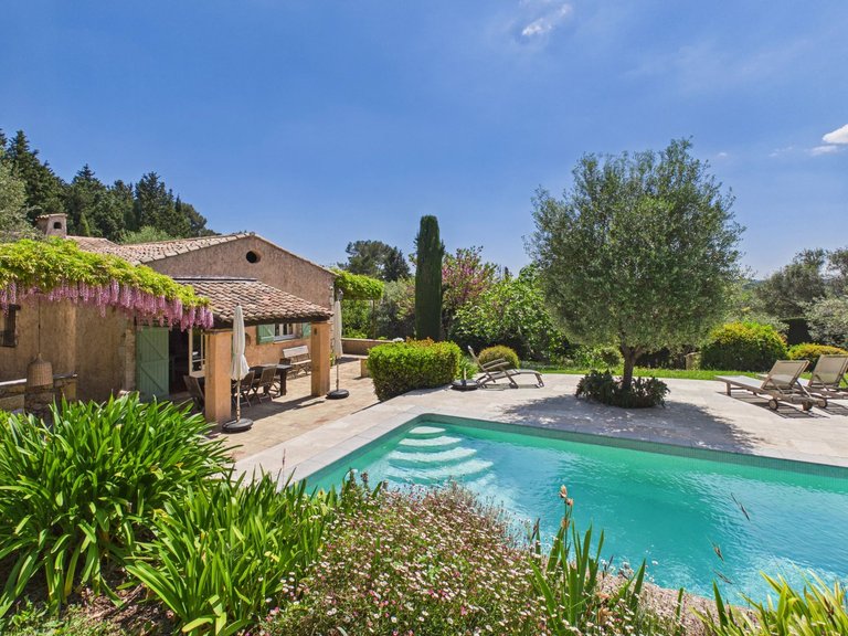 Villa for Sale in Opio, Mougins, Valbonne, Grasse Area 1