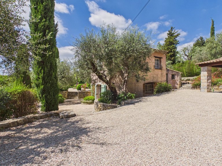 Villa for Sale in Opio, Mougins, Valbonne, Grasse Area 11