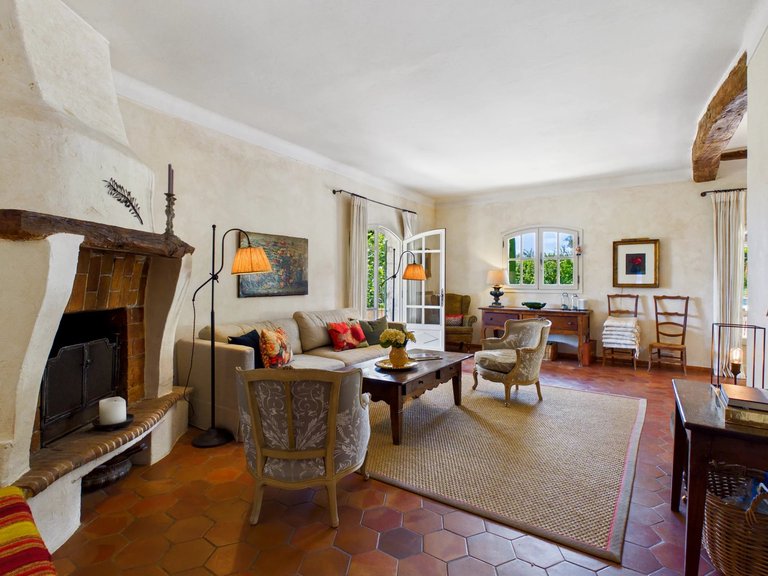 Villa for Sale in Opio, Mougins, Valbonne, Grasse Area 5