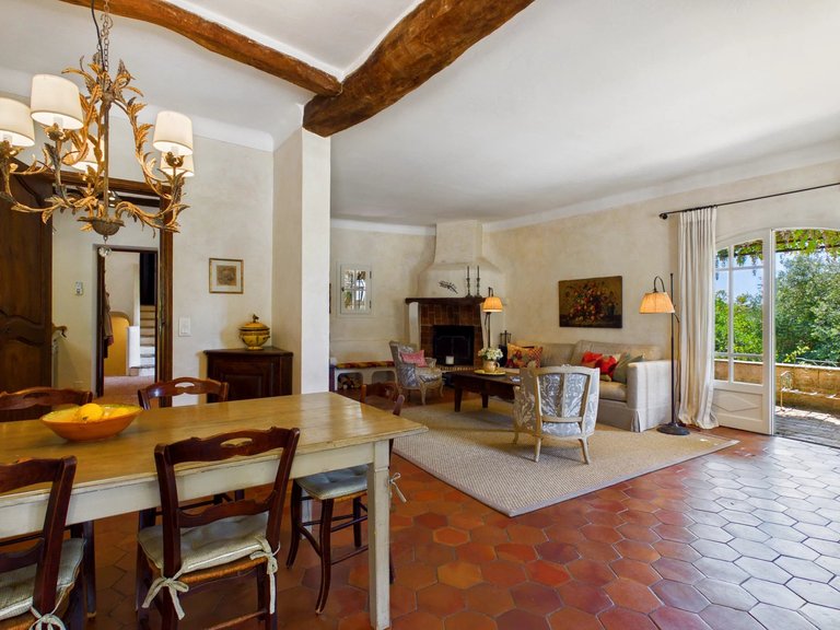 Villa for Sale in Opio, Mougins, Valbonne, Grasse Area 6